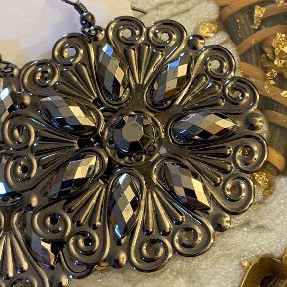 Accessory Label Metal Dangle Earrings - Picture 2 of 2